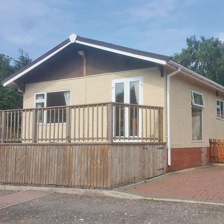 Weston Wood Lodges Мельбурн Экстерьер фото
