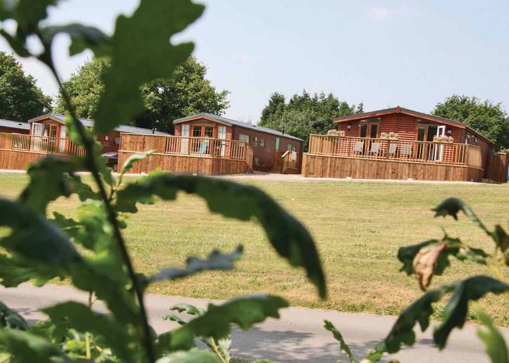Weston Wood Lodges Мельбурн Экстерьер фото