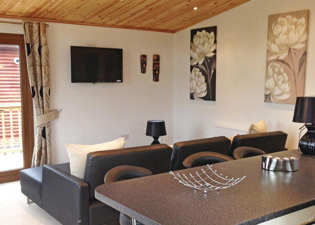 Weston Wood Lodges Мельбурн Экстерьер фото