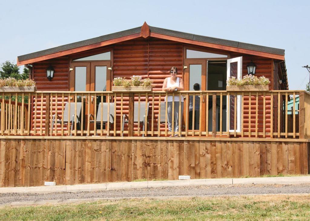 Weston Wood Lodges Мельбурн Экстерьер фото