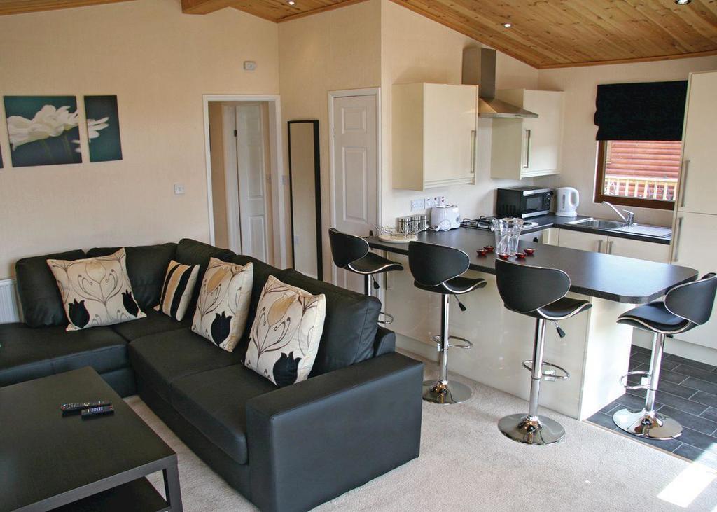 Weston Wood Lodges Мельбурн Экстерьер фото