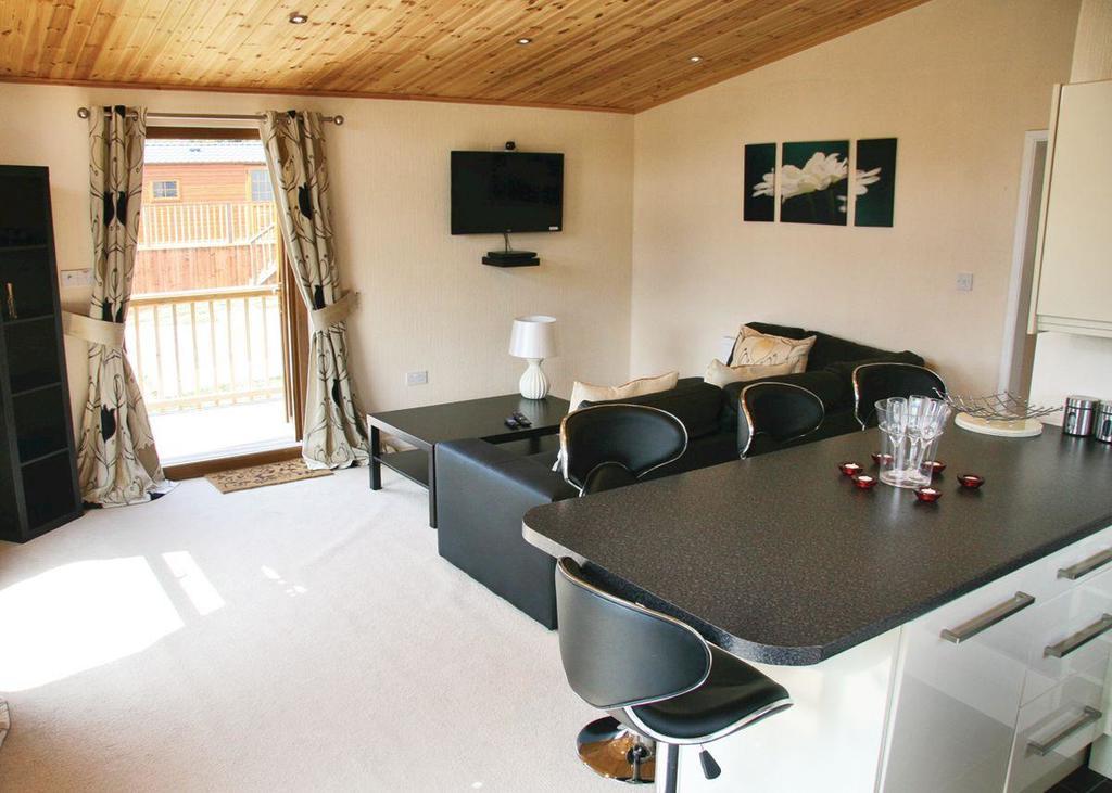 Weston Wood Lodges Мельбурн Экстерьер фото