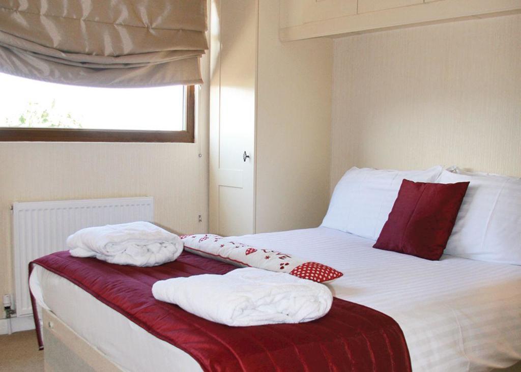 Weston Wood Lodges Мельбурн Экстерьер фото